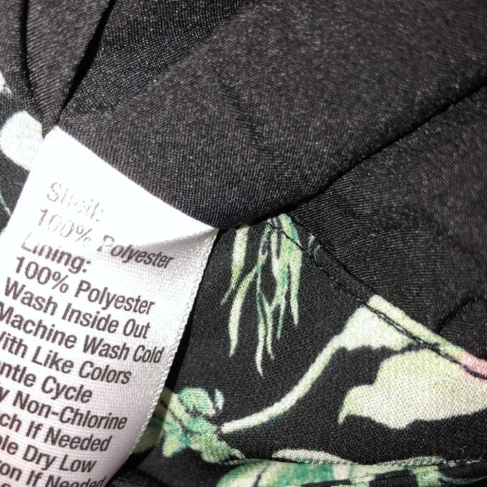 Kaari Blue size 14 black pink & green floral boho maxi skort